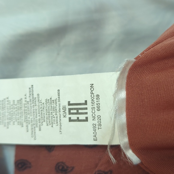 Kiabi Skirt from Italy - Picture 3 of 3